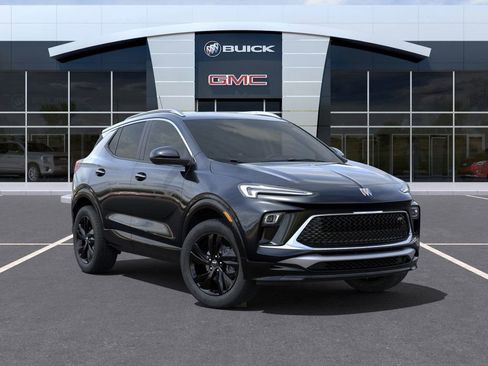 New 2025 Buick Encore GX Sport Touring image 8