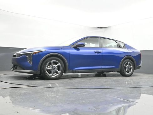 Used 2025 Kia K4 FWD image 39