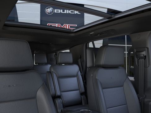 New 2026 GMC Yukon Denali w/ Denali Reserve Package AWD/4WD image 24