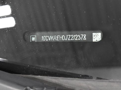 Used 2018 Chevrolet Silverado 1500 LT w/ All Star Edition image 34