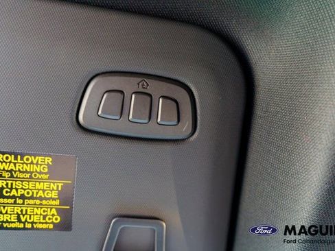 Used 2025 Ford Escape ST-Line Elite w/ Premium Technology Package AWD/4WD image 31