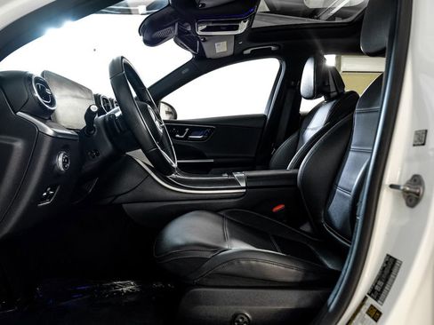 Used 2022 Mercedes-Benz C 300 Sedan image 4