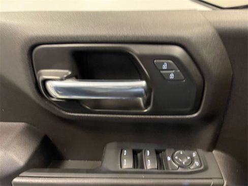 Used 2023 Chevrolet Silverado 1500 Custom image 26