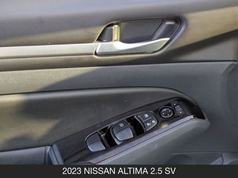 Certified 2023 Nissan Altima 2.5 SV image 13