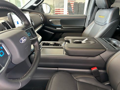 New 2027 Ford Expedition Tremor w/ Driver's Package AWD/4WD image 22