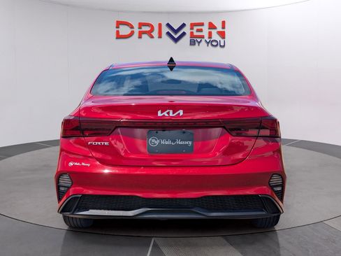 Used 2024 Kia Forte LXS image 4