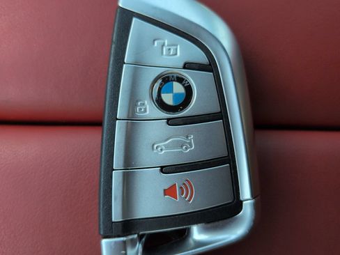 Used 2025 BMW M850i xDrive AWD/4WD image 32