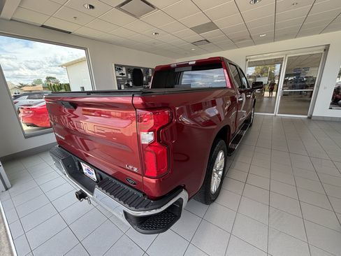 Used 2021 Chevrolet Silverado 1500 LTZ AWD/4WD image 7