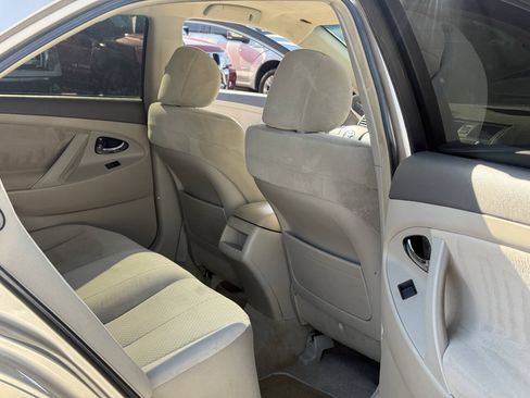 Used 2007 Toyota Camry XLE FWD image 5