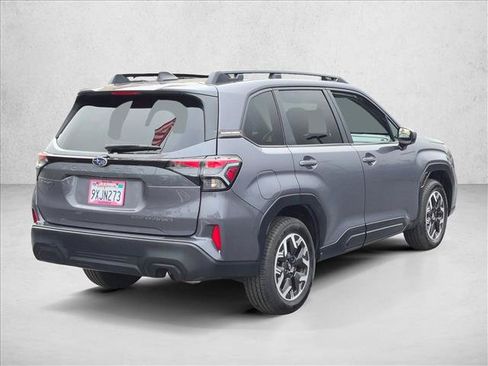 Used 2026 Subaru Forester Premium AWD/4WD image 7