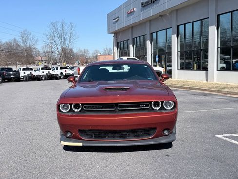 Used 2021 Dodge Challenger GT image 3