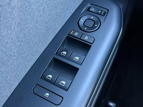 Used 2025 Kia K4 EX FWD image 20
