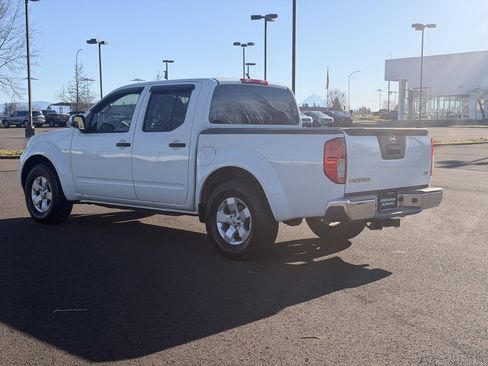 Used 2013 Nissan Frontier SV image 5