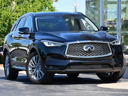 Certified 2025 INFINITI QX50 Luxe AWD/4WD image 4