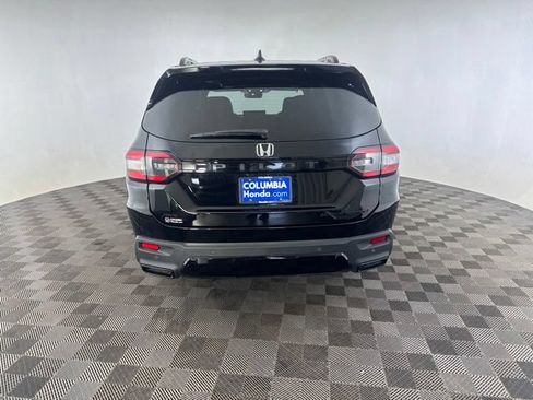 Used 2026 Honda Pilot Touring image 6