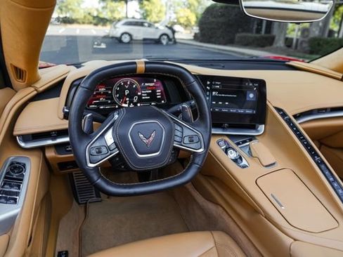 Used 2024 Chevrolet Corvette Stingray Premium Conv w/ Z51 Performance Package RWD image 27