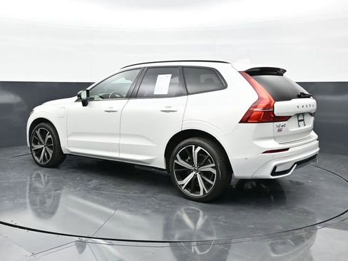 Used 2024 Volvo XC60 T8 Ultimate w/ Climate Package AWD/4WD image 7