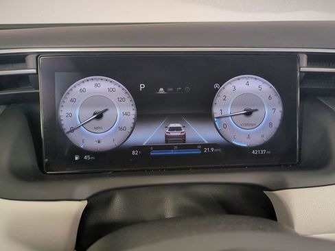 Certified 2022 Hyundai Tucson Limited w/ Cargo Package FWD image 36
