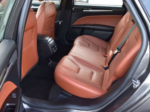 Used 2020 Ford Fusion Titanium image 20