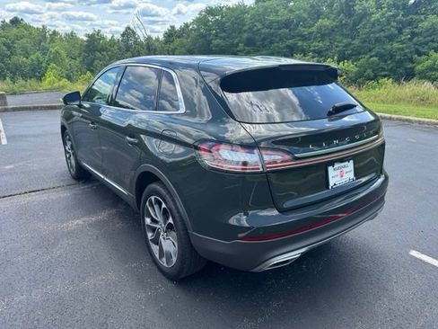 Used 2022 Lincoln Nautilus Reserve AWD/4WD image 5