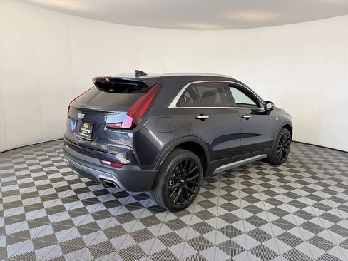 Used 2022 Cadillac XT4 Premium Luxury w/ Technology Package AWD/4WD image 10
