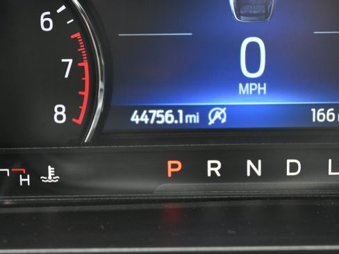 Used 2023 Ford Explorer XLT w/ Equipment Group 202A RWD image 19