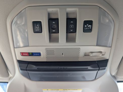 Used 2022 Subaru Ascent Touring w/ Popular Package #2A image 28