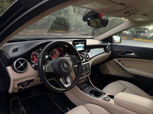 Used 2017 Mercedes-Benz GLA 250 4MATIC w/ Premium Package image 14