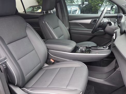 New 2025 Buick Enclave Preferred image 23