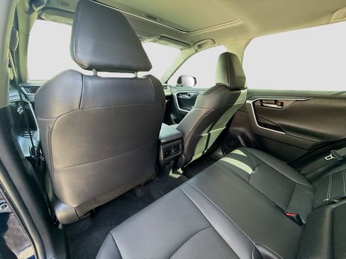 Used 2024 Toyota RAV4 Limited image 23