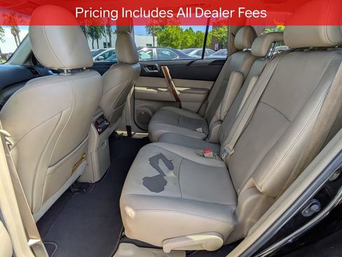 Used 2013 Toyota Highlander Limited FWD image 15