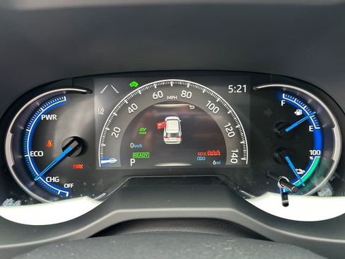 New 2025 Toyota RAV4 SE image 27