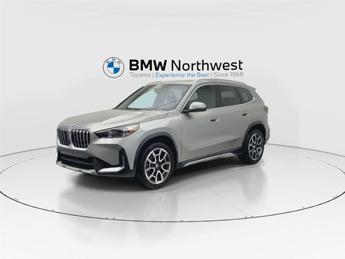 Used 2025 BMW X1 xDrive28i w/ Convenience Package image 9