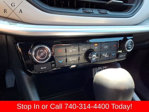 Used 2026 Jeep Compass Limited AWD/4WD image 22