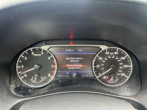 Used 2019 Nissan Altima 2.5 SR w/ SR Premium Package image 12