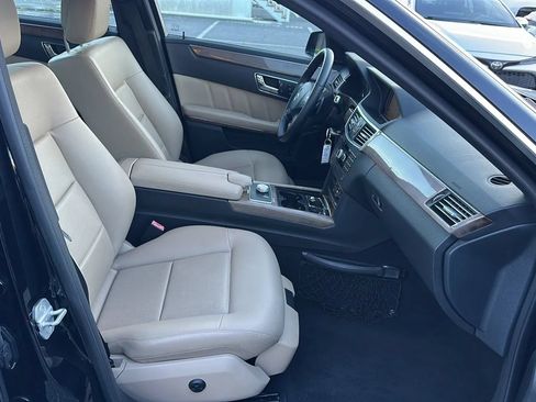 Used 2011 Mercedes-Benz E 350 Sedan image 10