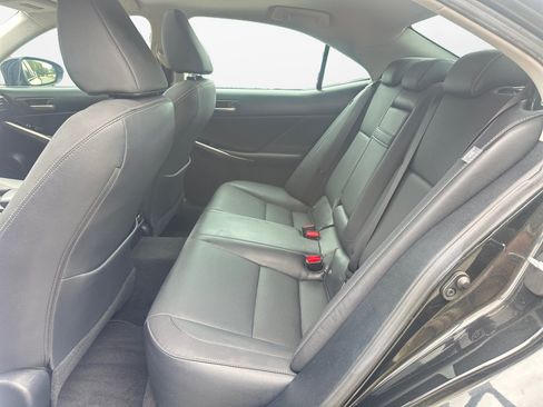 Used 2019 Lexus IS 300 w/ Navigation Package RWD image 16