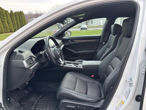 Used 2022 Honda Accord Sport image 13