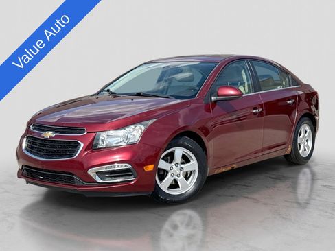 Used 2015 Chevrolet Cruze LT FWD image 1