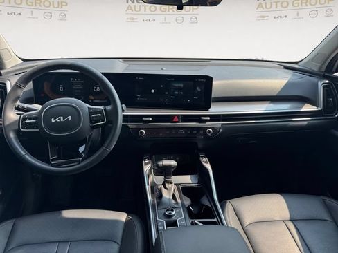 Used 2025 Kia Sorento S AWD/4WD image 10