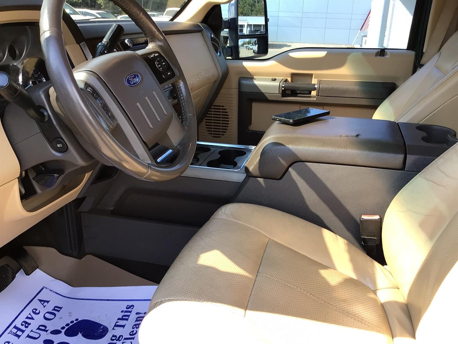 Used 2011 Ford F350 Lariat w/ Lariat Interior Pkg AWD/4WD image 3