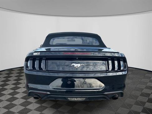 Used 2020 Ford Mustang Premium image 6