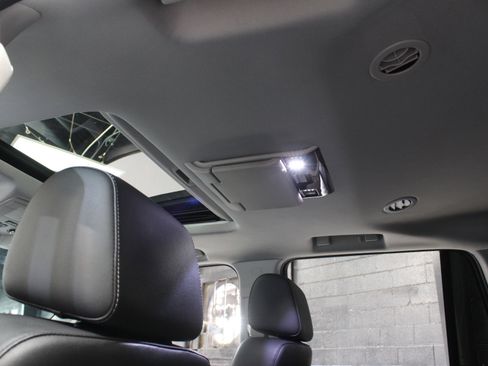 Used 2020 GMC Yukon SLT w/ Open Road Package image 29