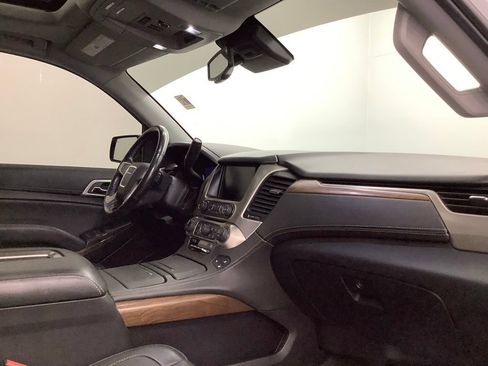Used 2020 GMC Yukon Denali w/ Open Road Package AWD/4WD image 28