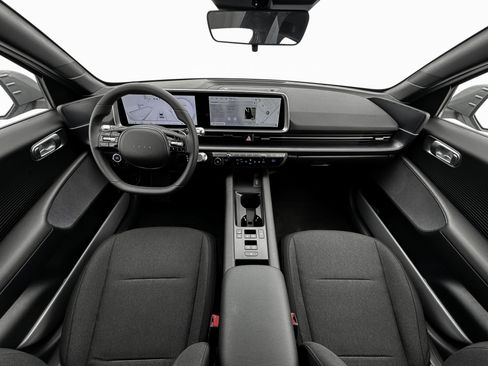 New 2025 Hyundai Ioniq 6 SE AWD/4WD image 13