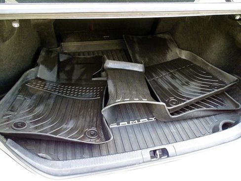 Used 2023 Toyota Camry LE FWD image 12