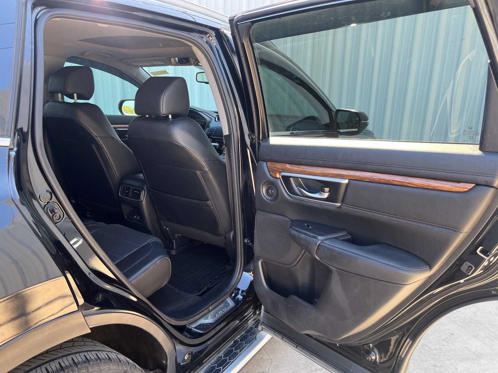 Used 2018 Honda CR-V Touring image 14