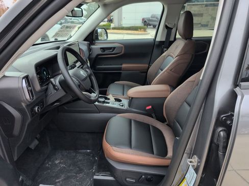 New 2025 Ford Bronco Sport Outer Banks w/ Outer Banks Tech Package+ image 5