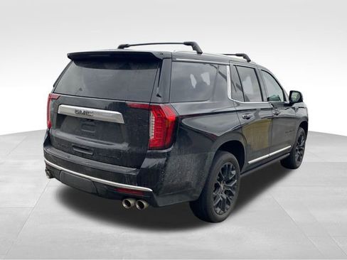 Used 2024 GMC Yukon Denali image 2
