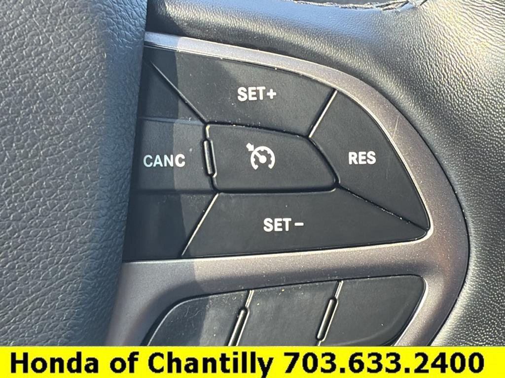 Used 2021 Jeep Grand Cherokee Limited AWD/4WD image 12